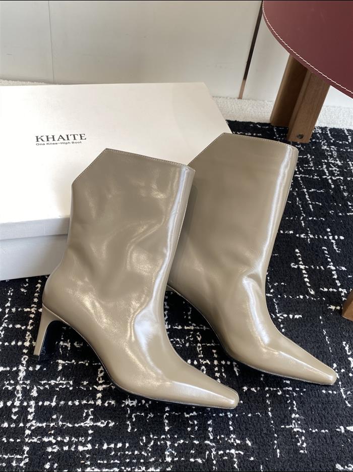 20251128174410805 390